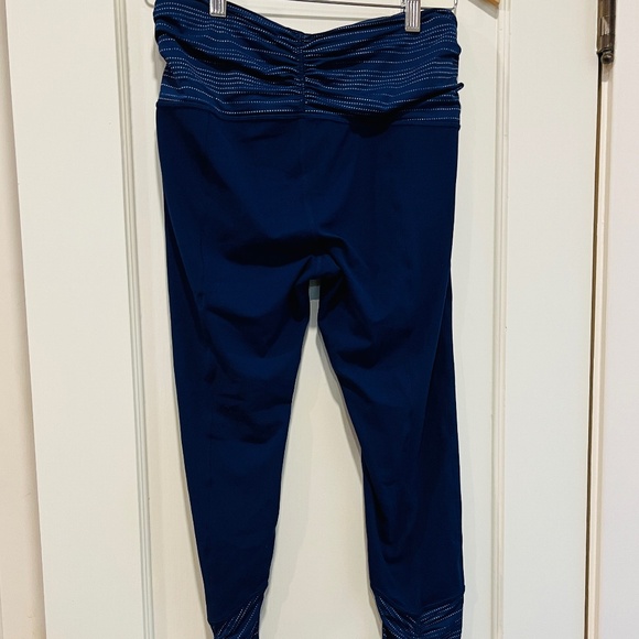 PRANA Tank and Leggings SET - Picture 4 of 12